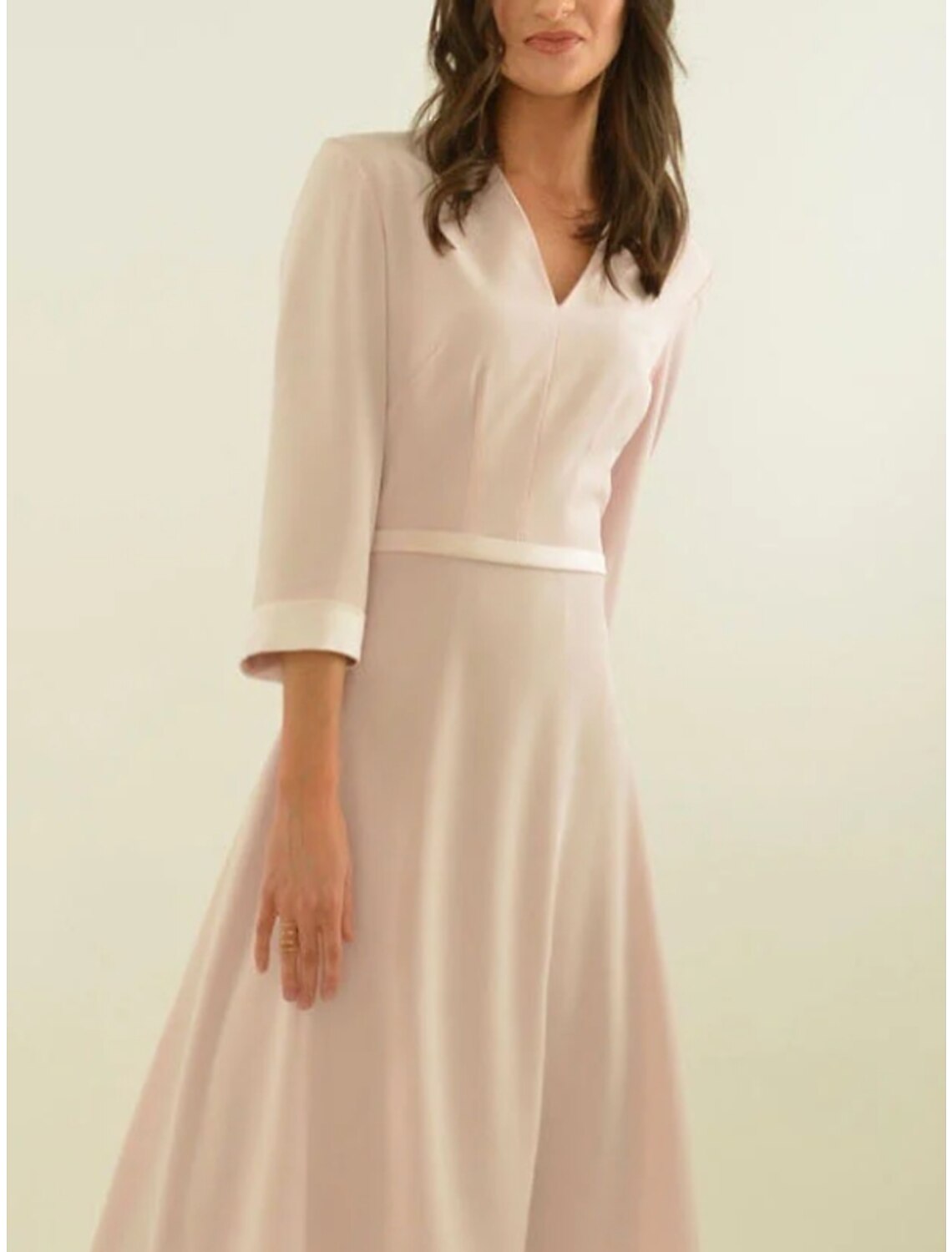 A-Line Mother of the Bride Dress Simple Elegant V Neck Asymmetrical Ankle Length Stretch Chiffon 3/4 Length Sleeve with Pleats Solid Color