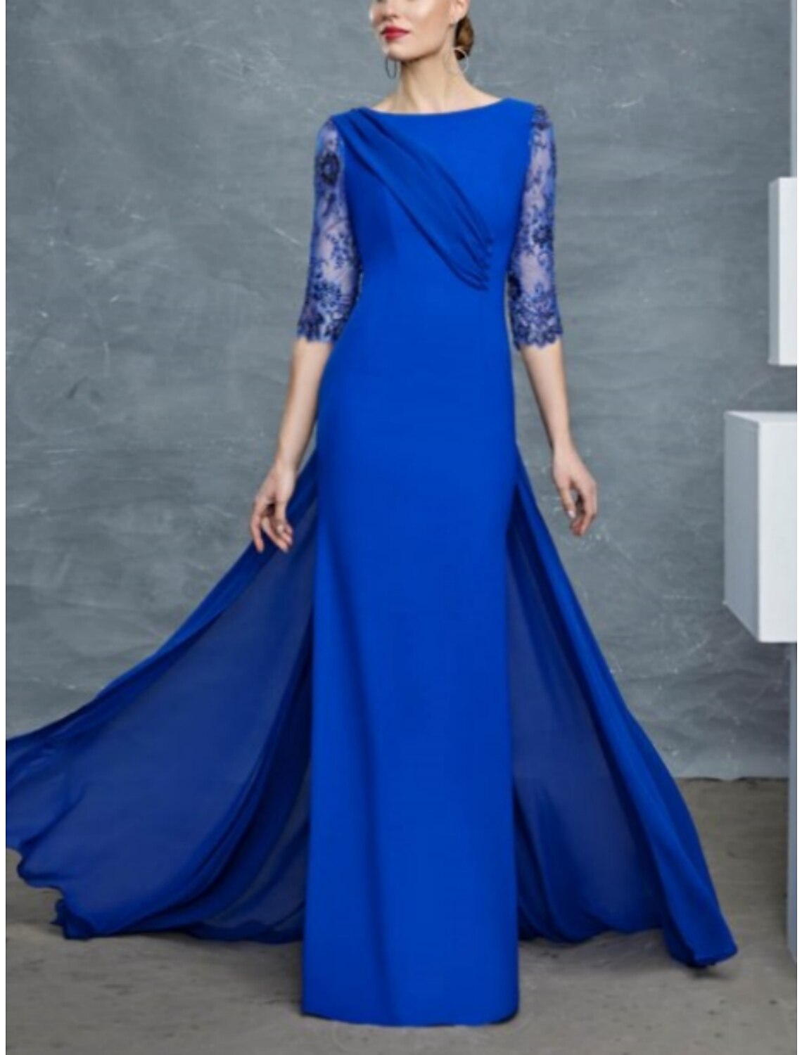 Sheath / Column Mother of the Bride Dress Wedding Guest Elegant Scoop Neck Sweep / Brush Train Stretch Chiffon Half Sleeve with Lace Ruching Solid Color