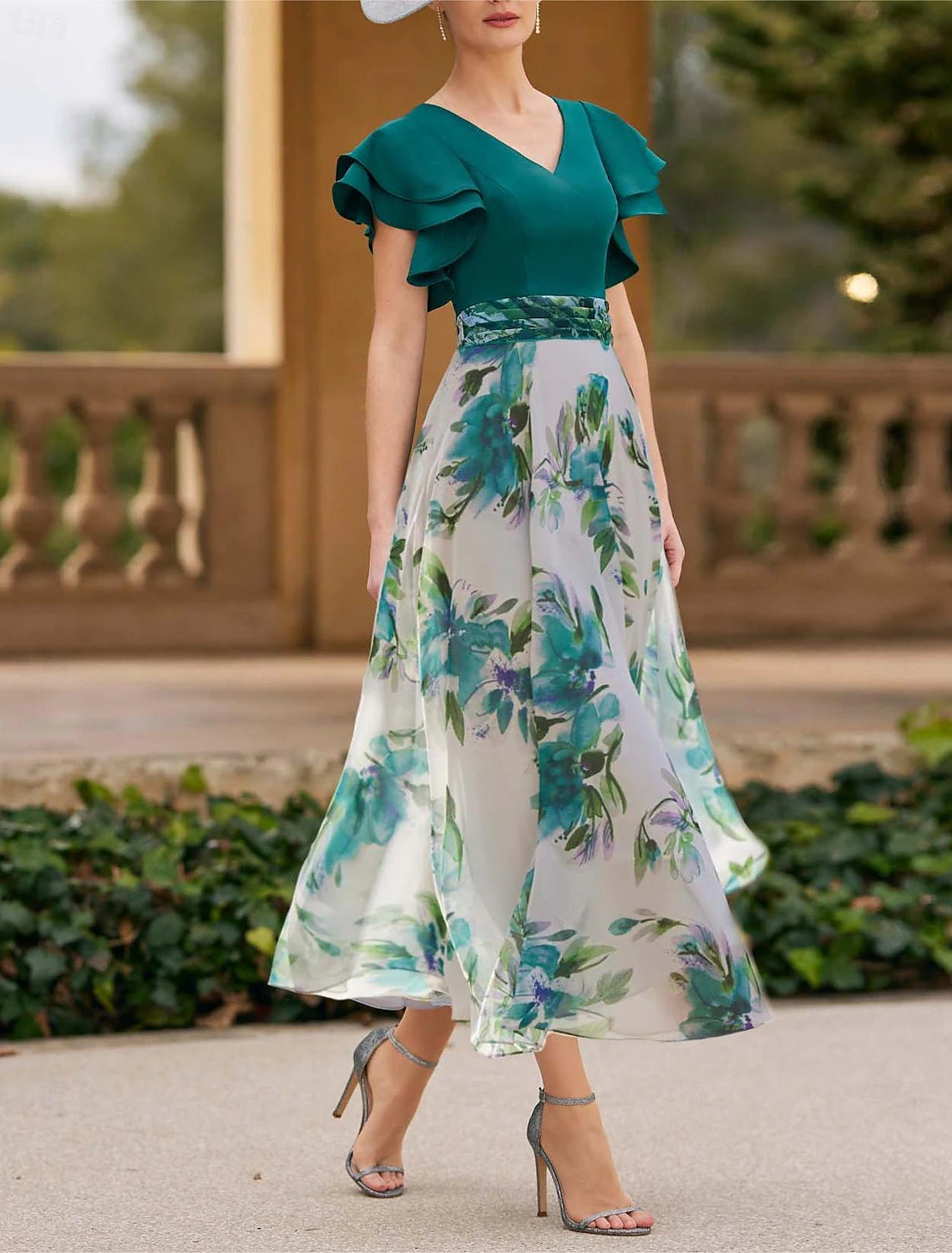 Buyishang A-Line Mermaid / Trumpet Mother of the Bride Dress Elegant Party V Neck Floor Length Ankle Length Chiffon 3/4 Length Sleeve Half Sleeve with Sash / Ribbon Ruched Cascading Ruffles