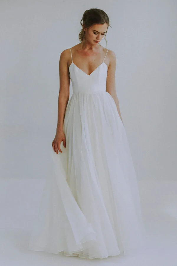 Buyishang Sexy A-line Spaghetti Straps Wedding Gown With Tulle