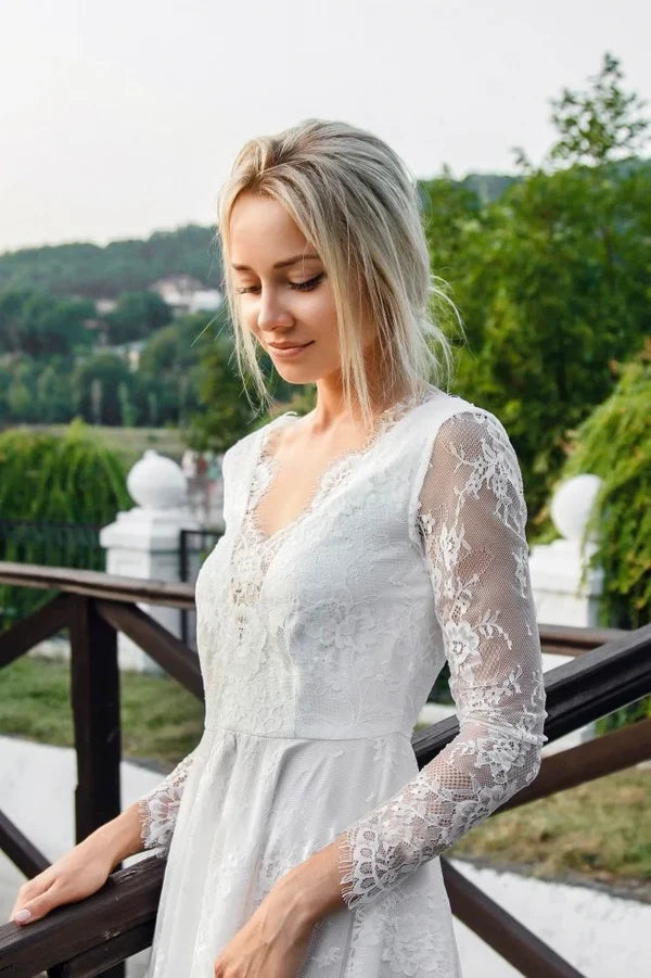 Buyishang Sexy Lace Short Wedding Dress With Long Sleeve And Deep V-neck
