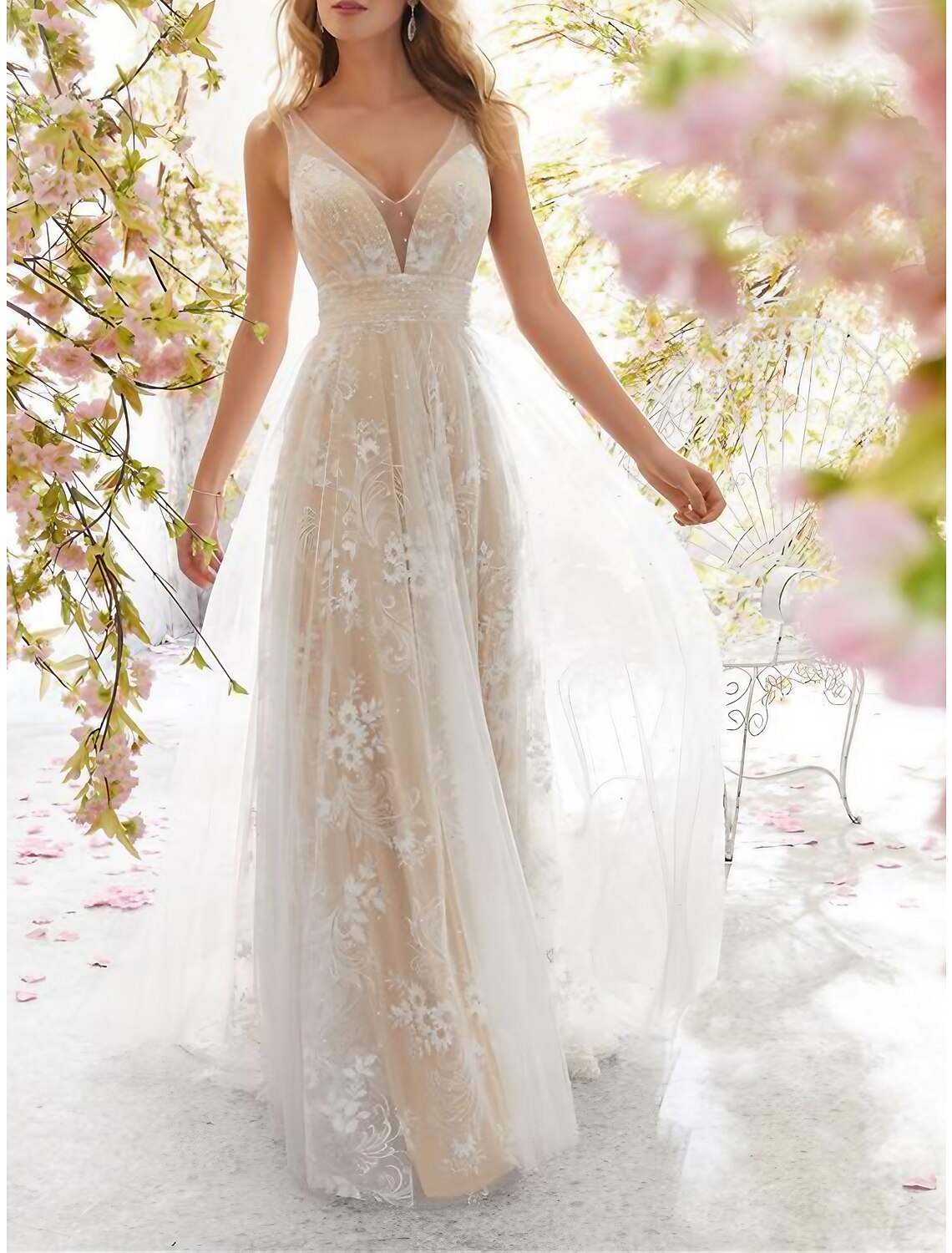 Women's Prom Dress Party Dress Lace Dress Long Dress Maxi Dress White Sleeveless Floral Lace Spring Fall Winter V Neck Fashion Winter Dress Wedding Guest Birthday