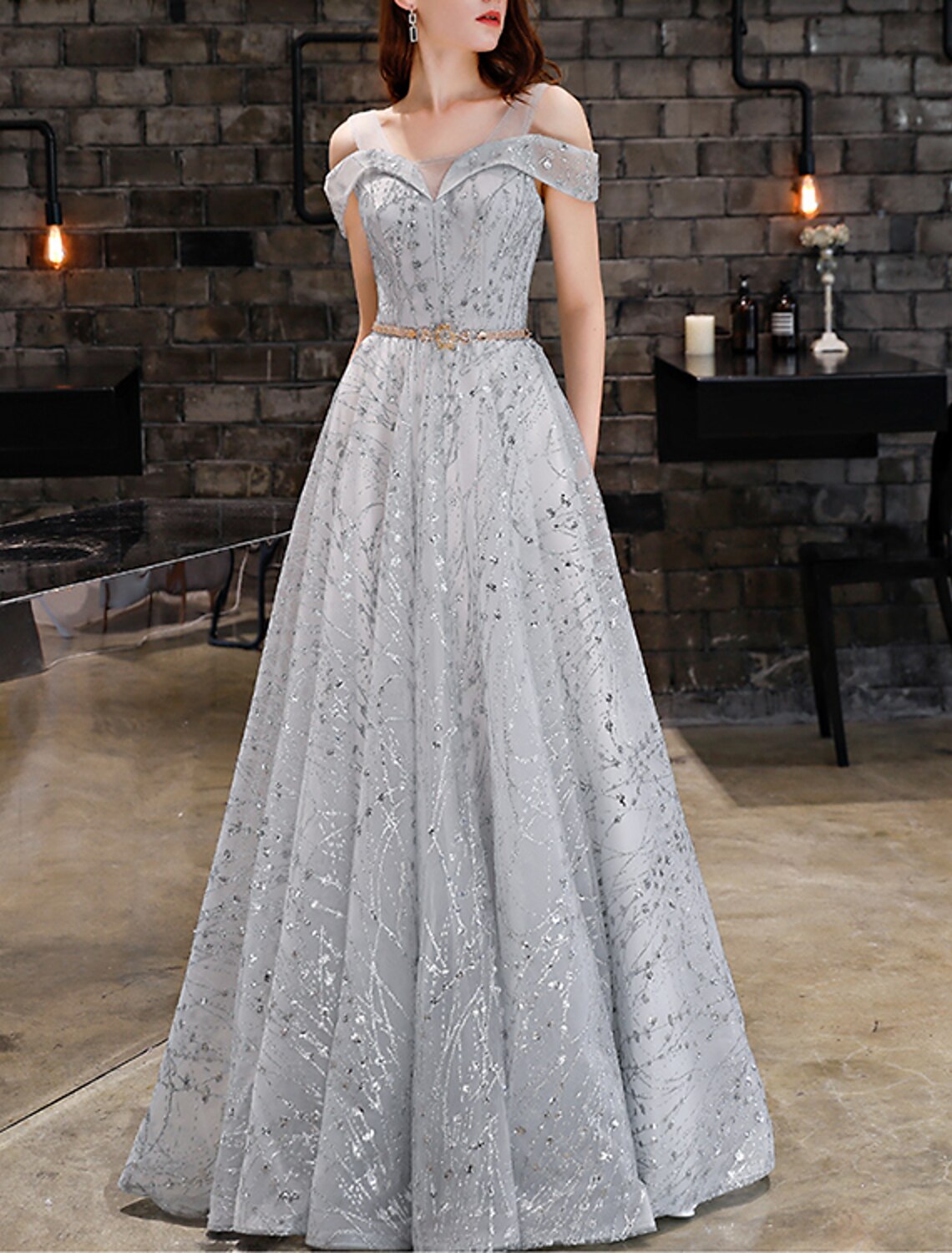 A-Line Sparkle Elegant Prom Formal Evening Dress V Neck V Back Sleeveless Floor Length Lace with Sequin