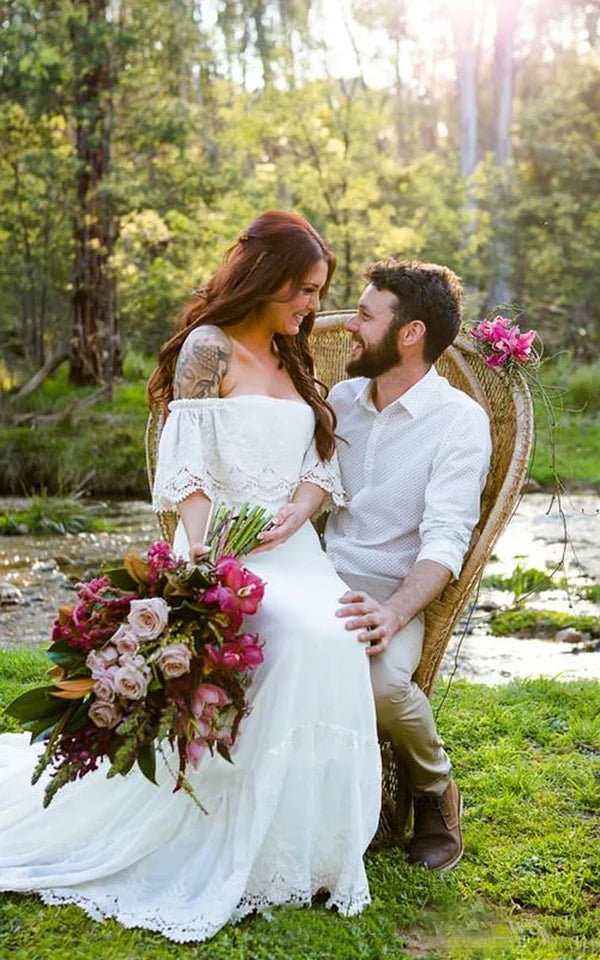 Buyishang Short Sleeve Lace Boat Neck Appliques Court Train Bohemian Wedding Dress