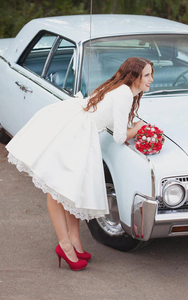 Buyishang Knee Length Wedding Dress With 3/4 Sleeves