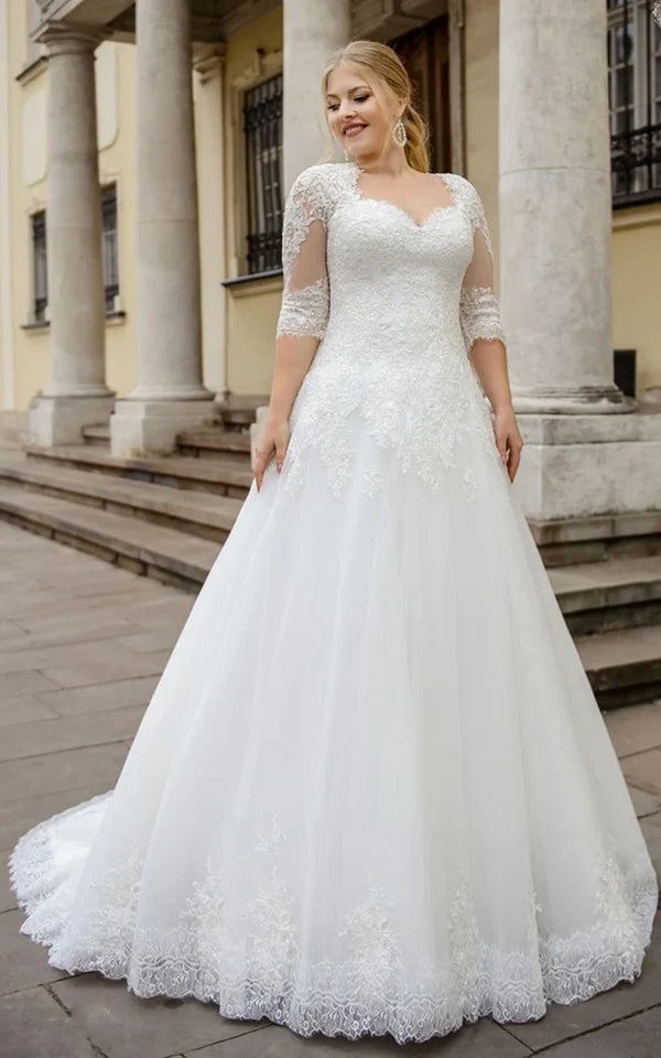 Buyishang Simple Ball Gown Floor-length Half Sleeve Lace Queen Anne Wedding Dress with Appliques