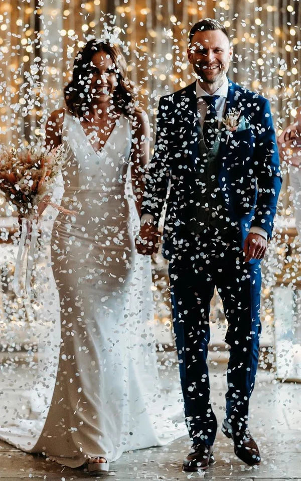 Buyishang Simple Casual Trumpet V-neck Sleeveless Wedding Dress for Women Floor-length with V Back Long Train