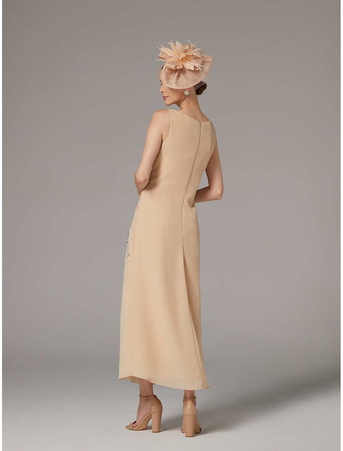 Buyishang Two Piece Sheath Pantsuit Mother of the Bride Dress Elegant Sparkle & Shine V Neck Ankle Length Chiffon Sequined Long Sleeve with Sequin