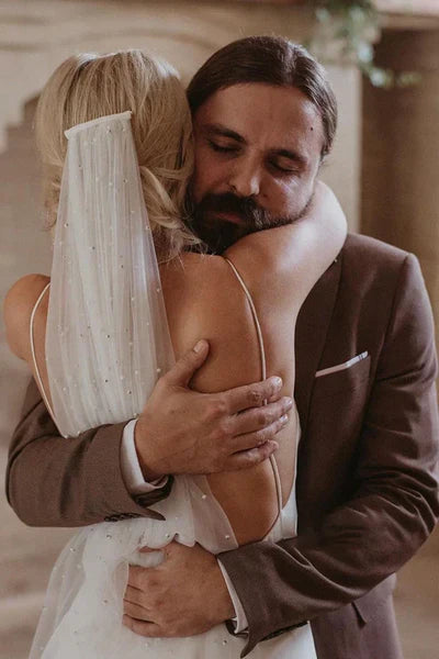 Buyishang Spaghetti Straps V-neck Simple Beach Wedding Dress