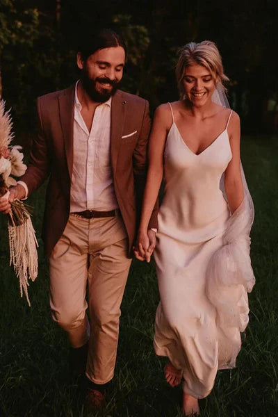 Buyishang Spaghetti Straps V-neck Simple Beach Wedding Dress