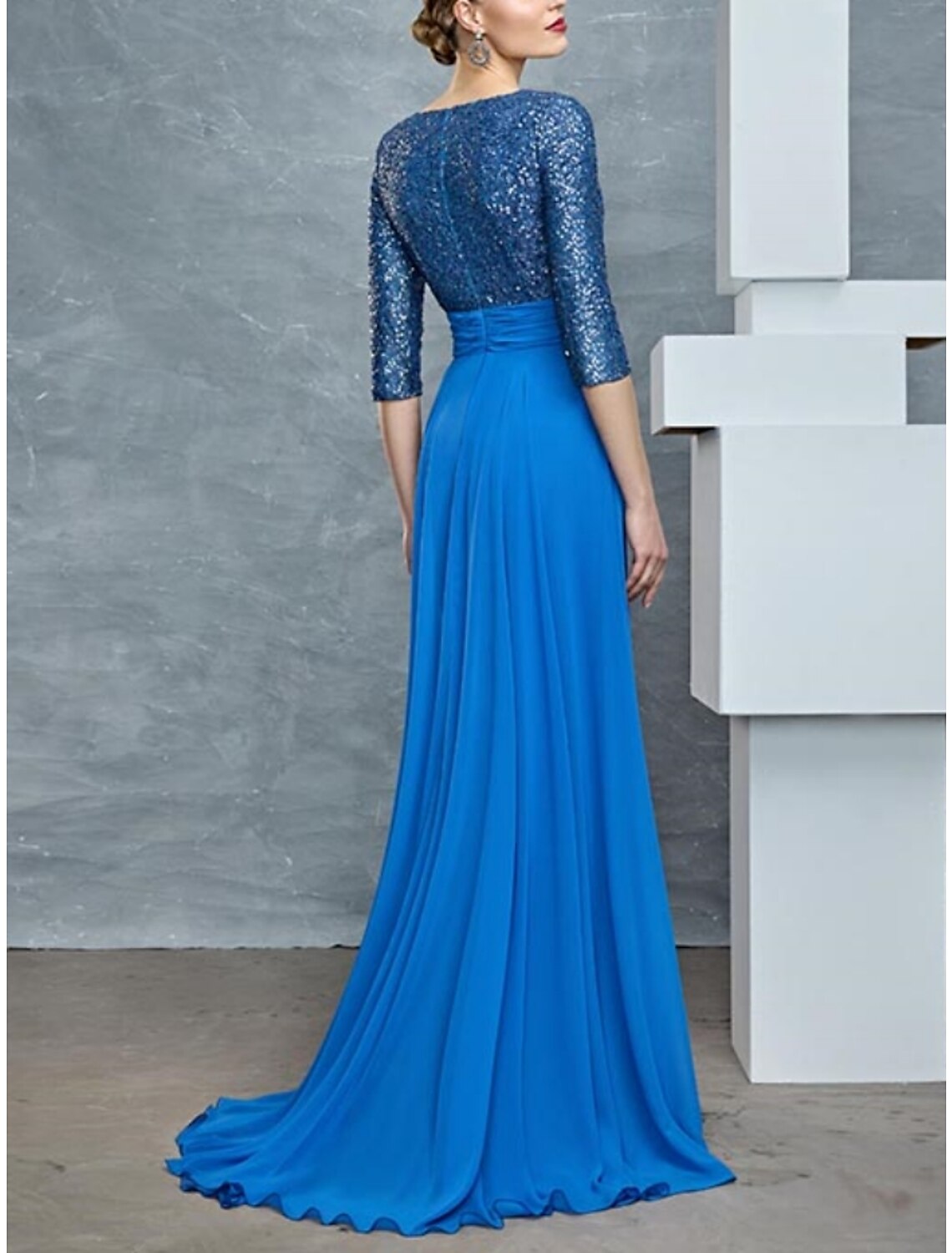 Sheath / Column Mother of the Bride Dress Wedding Guest Party Elegant V Neck Sweep / Brush Train Stretch Chiffon 3/4 Length Sleeve with Sequin Ruching