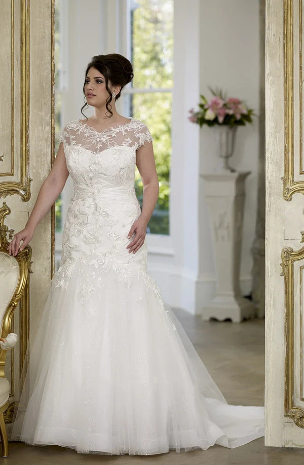 Buyishang Trumpet Long Scoop Neck Short Sleeve Tulle Court Train Corset Back Ruffles Dress