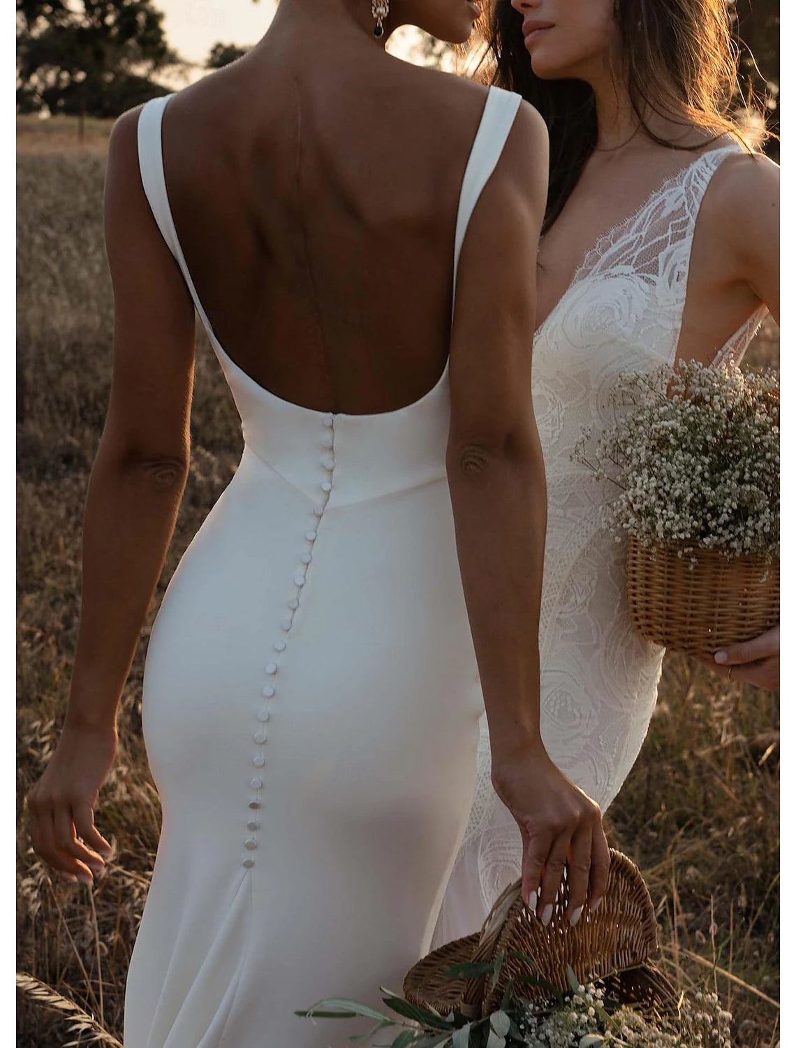 Buyishang Wedding Dresses Sheath Camisole Spaghetti Strap Court Train Satin Bridal Gowns With Beading Solid Color