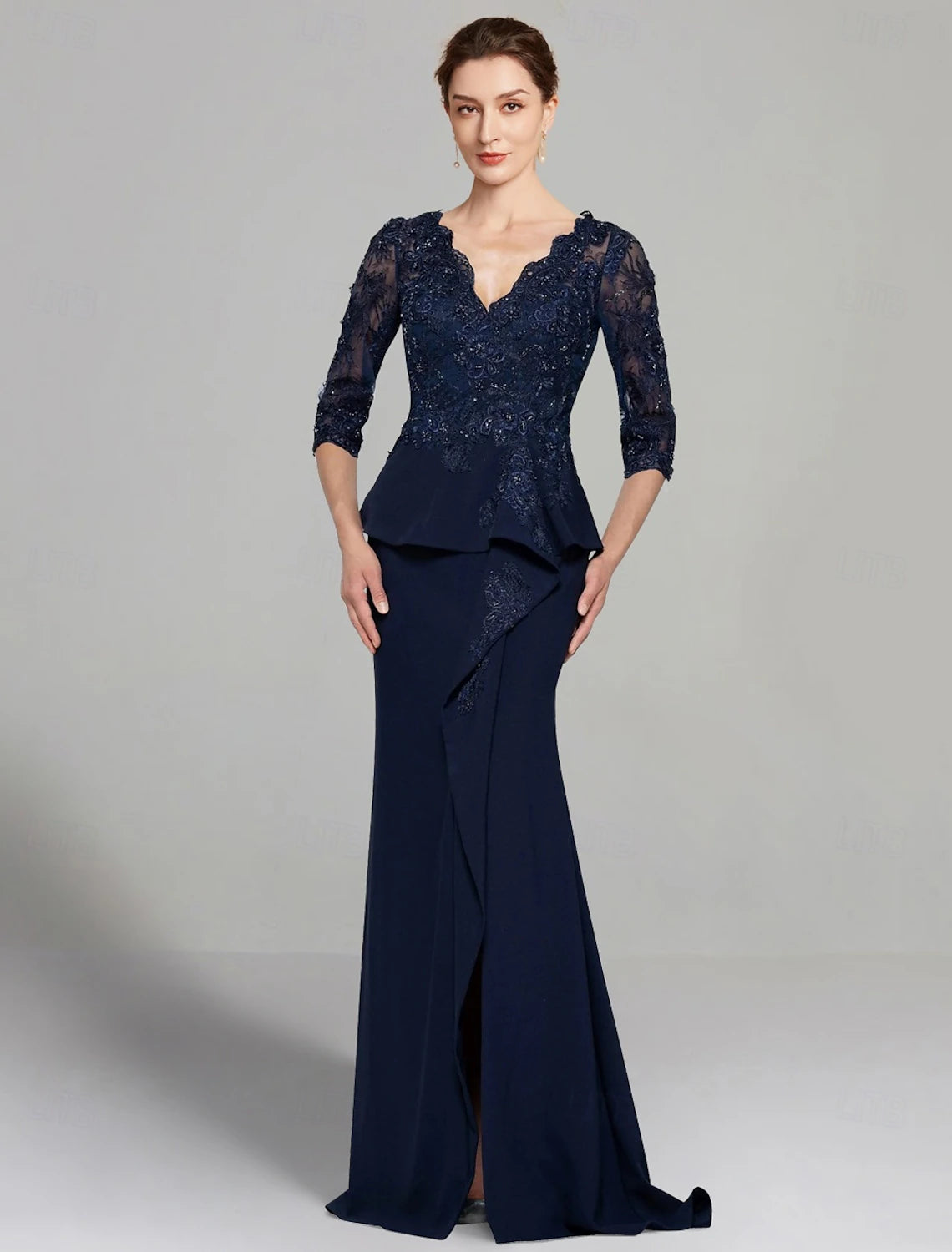 Buyishang Sheath / Column Dress Mother of the Bride Dress Elegant V Neck Floor Length Stretch Chiffon 3/4 Length Sleeve with Lace Pleats Solid Color