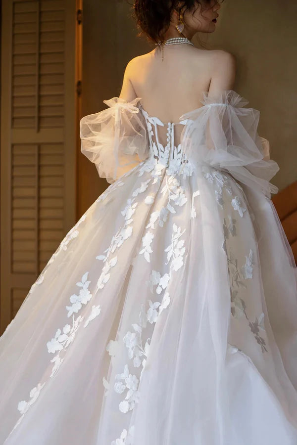 Champagne Tulle Puffy Sleeves Long Party Dress Beautiful Lace Evening Dress