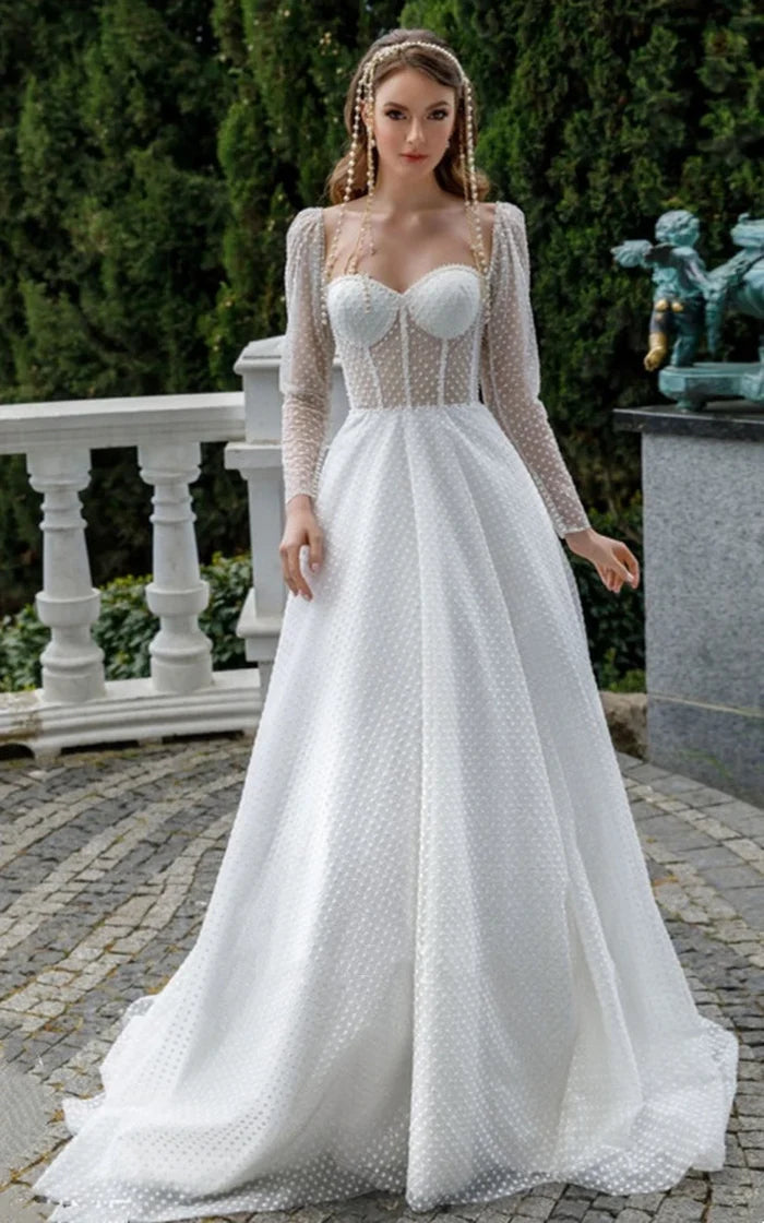 Buyishang Vintage A-Line Sweetheart Tulle Wedding Dress with Sweep Train