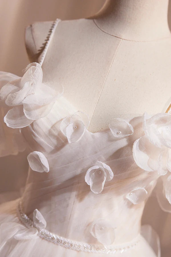 Light Champagne Spaghetti Strap Tulle Long Prom Dress Beautiful A-Line Formal Evening Dress