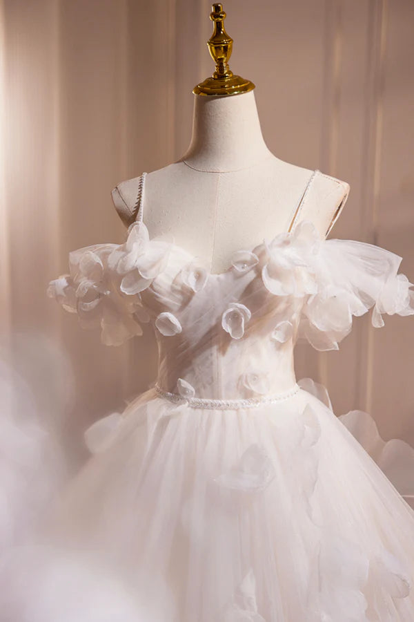 Light Champagne Spaghetti Strap Tulle Long Prom Dress Beautiful A-Line Formal Evening Dress