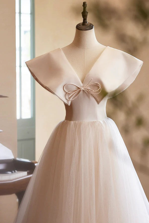 Lovely Champagne Long Prom Dresses A-Line Princess V-Neck Bow Sleeveless Backless Formal Dresses