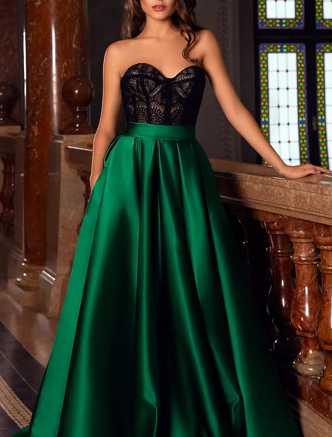 A-Line Evening Gown Vintage Dress Christmas Engagement Court Train Sleeveless Sweetheart  Satin with Slit Embroidery