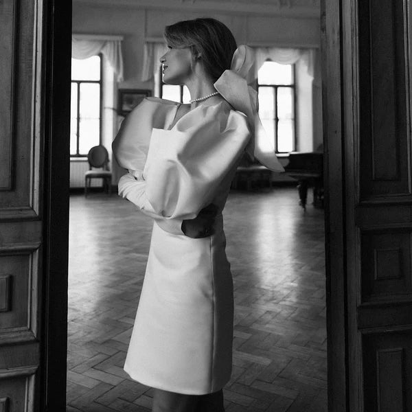 Buyishang White Satin Short Wedding Dress with Puff Sleeves