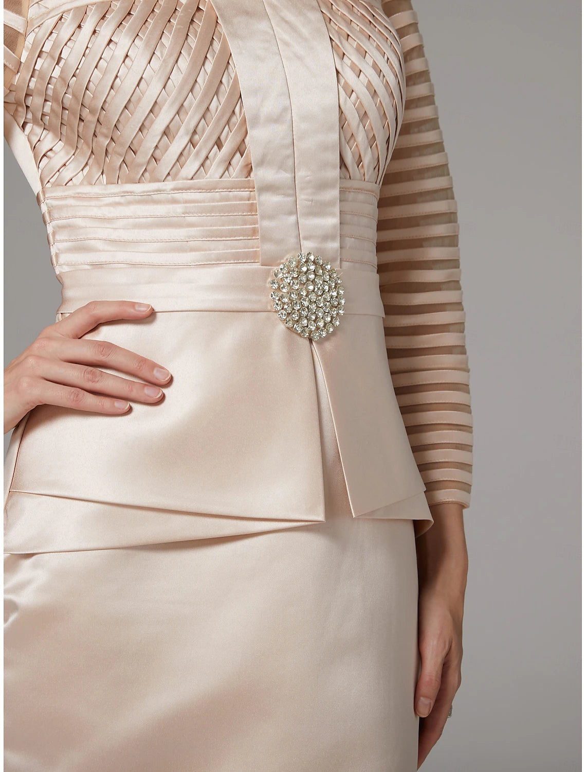 Buyishang Sheath Dress Suit Mother of the Bride Dress Elegant Vintage Plus Size Bateau Neck Knee Length Satin 3/4 Length Sleeve with Sash / Ribbon Crystals