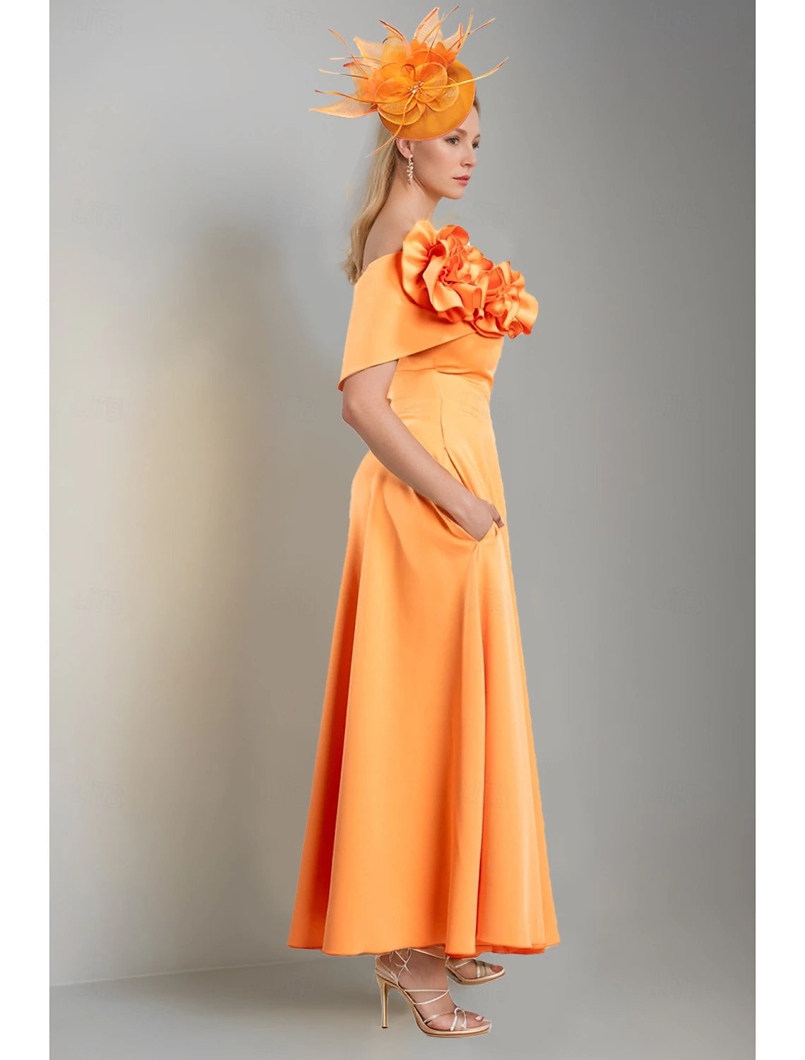 Buyishang A-Line Mother of the Bride Dress Elegant Simple Off Shoulder Tea Length Stretch Satin Short Sleeve with Pleats Flower free custom size