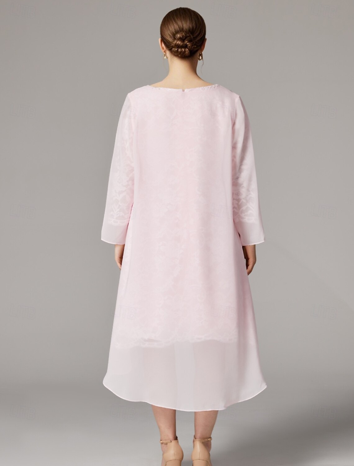 Buyishang Two Piece A-Line Plus Size Curve Mother of the Bride Dress Elegant Plus Size Jewel Neck Tea Length Chiffon Lace Short Sleeve Jacket Dresses with Solid Color