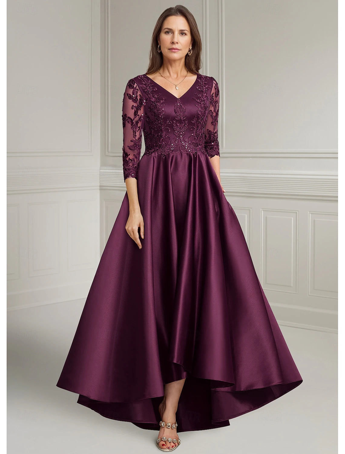 Buyishang Purple A-Line Mother of the Bride Dress Elegant Vintage V Neck Asymmetrical Satin Long Sleeve with Lace Appliques Solid Color