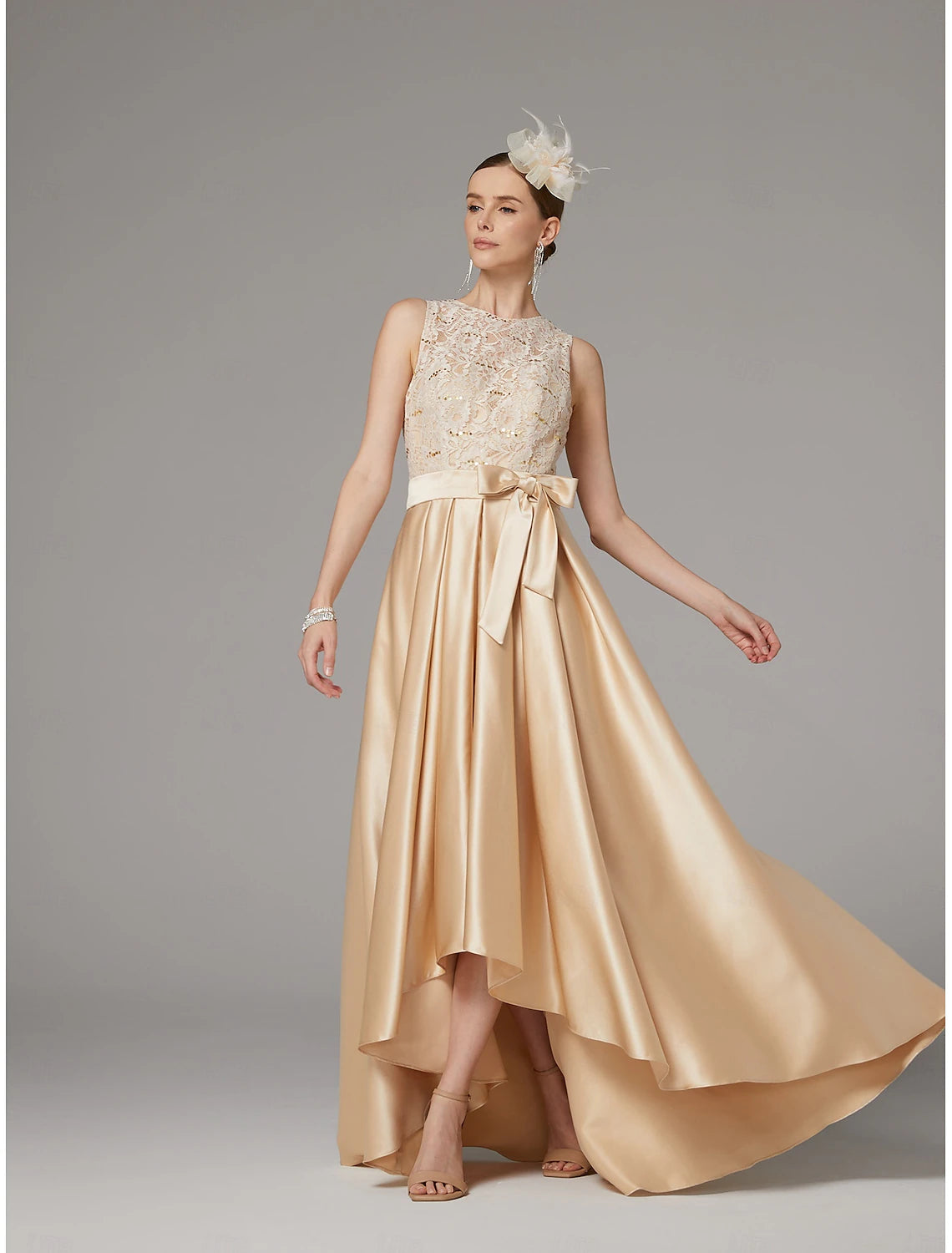 Buyishang A-Line Dress Mother of the Bride Dress Elegant High Low Jewel Neck Asymmetrical Satin Lace Sleeveless with Bow(s) Pleats